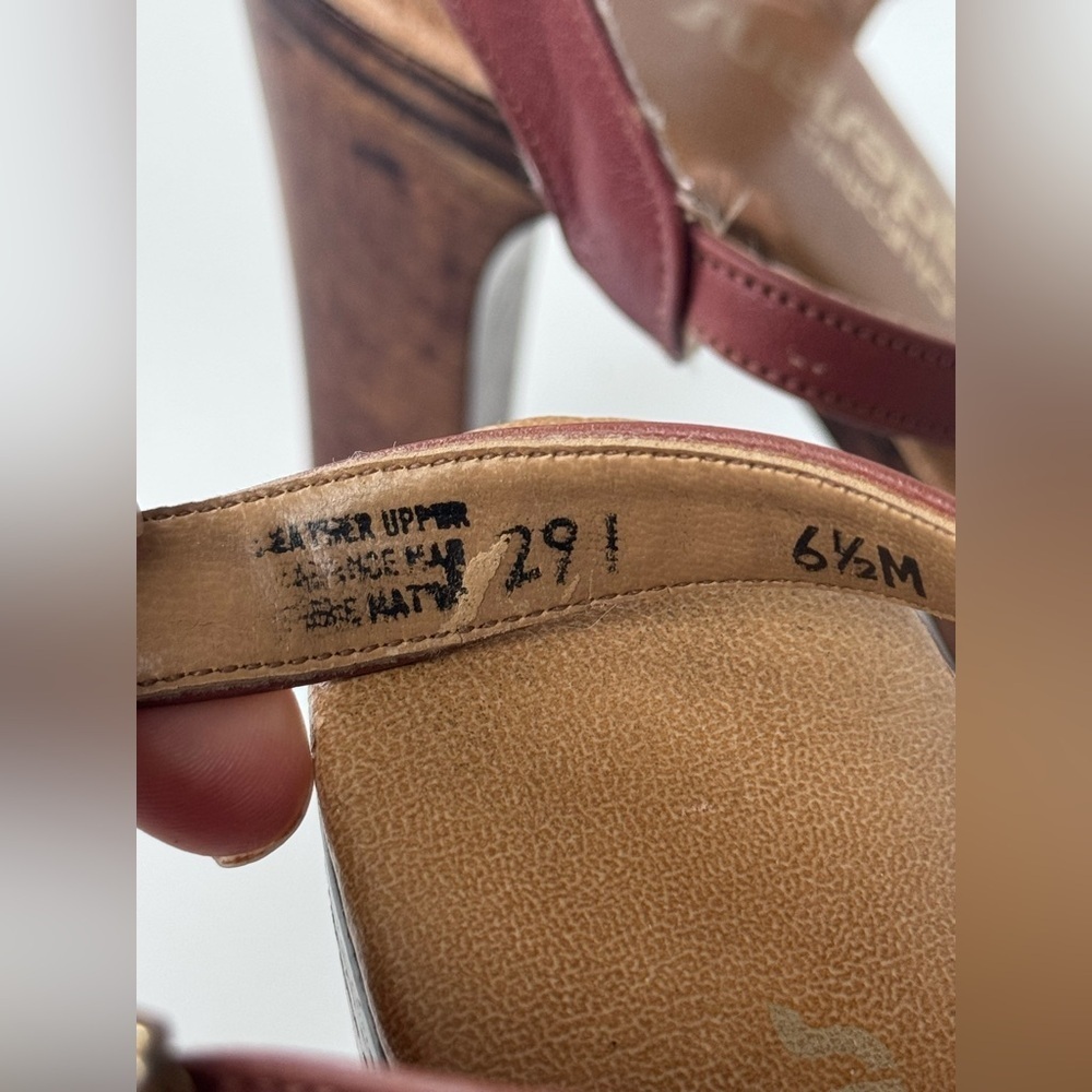 Vintage 70s California Magdesians Howe’s San Bernardino wooden Heel Sandals Shoe - Picture 9 of 12